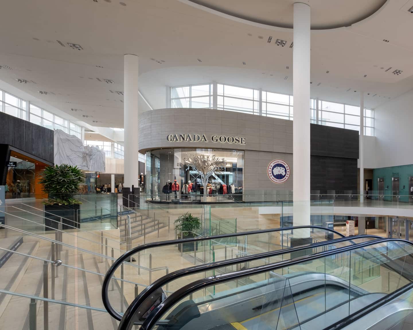 Alex Fischer & Qavavau Manumie, Story Tree, 2020, in situ Canada Goose, Yorkdale Mall, Toronto, Canada